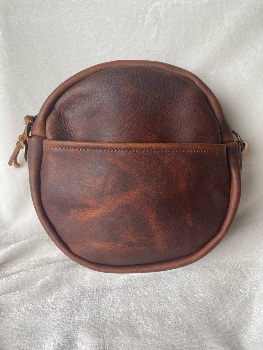 Go Forth Goods Large Maple Circle Crossbody Bag